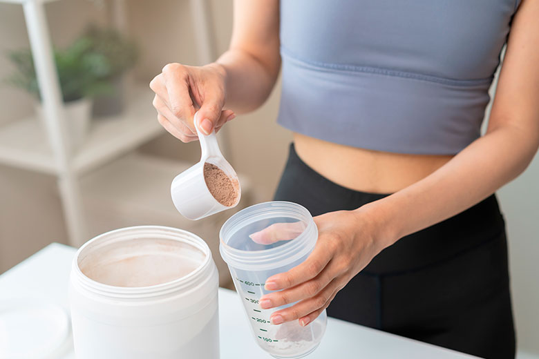 Тренер развеяла миф об ухудшении физической формы после отказа от протеина