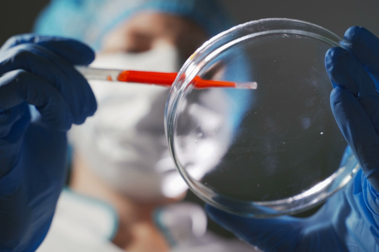 Академик РАН рассказал о прорыве в лечении рака с помощью ядерной медицины