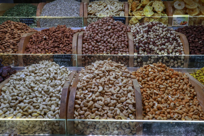 Диетолог рассказал, когда в орехах могут завестись паразиты