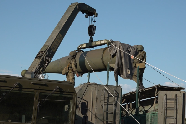 ЕС призвали разместить ядерное оружие из страха перед «Искандером»