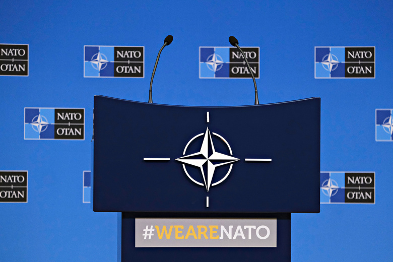 «Скоро умрет»: на Западе «похоронили» НАТО