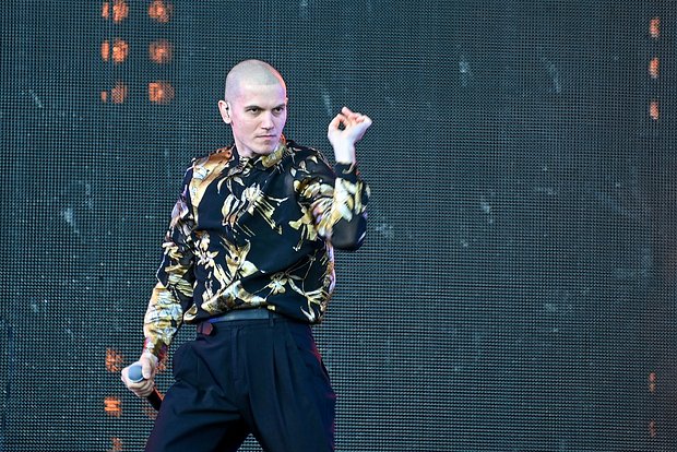 Умер солист культовой группы Shortparis Николай Комягин. Что случилось с 39-летним артистом?