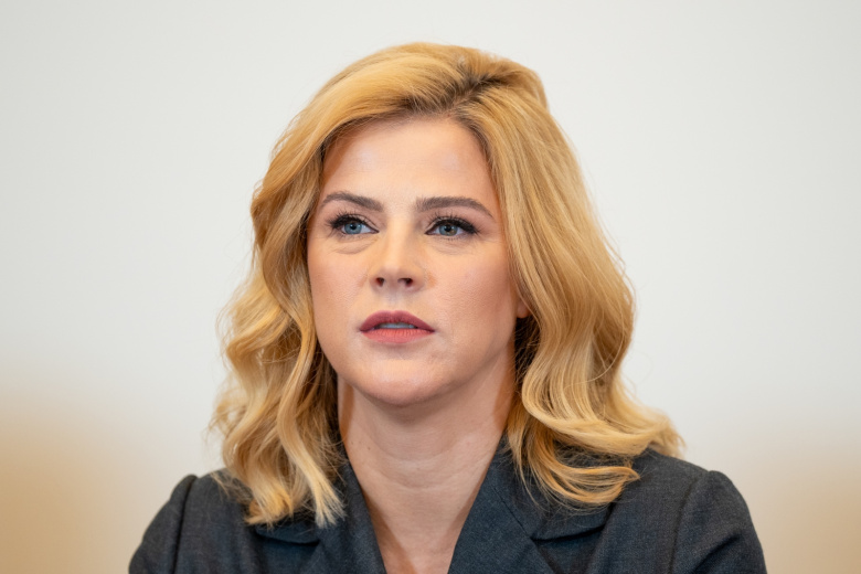 Премьер Латвии Силиня подала в отставку после скандала из-за дронов ВСУ