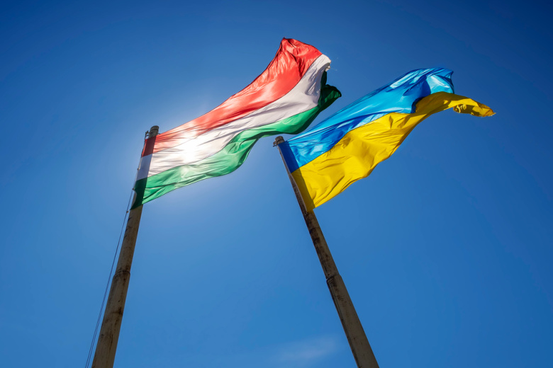 Венгрия сняла вето на переговоры о вступлении Украины в Евросоюз